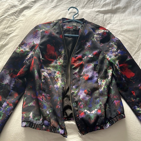 H&M FLORAL BOMBER SIZE 4 - Picture 1 of 1